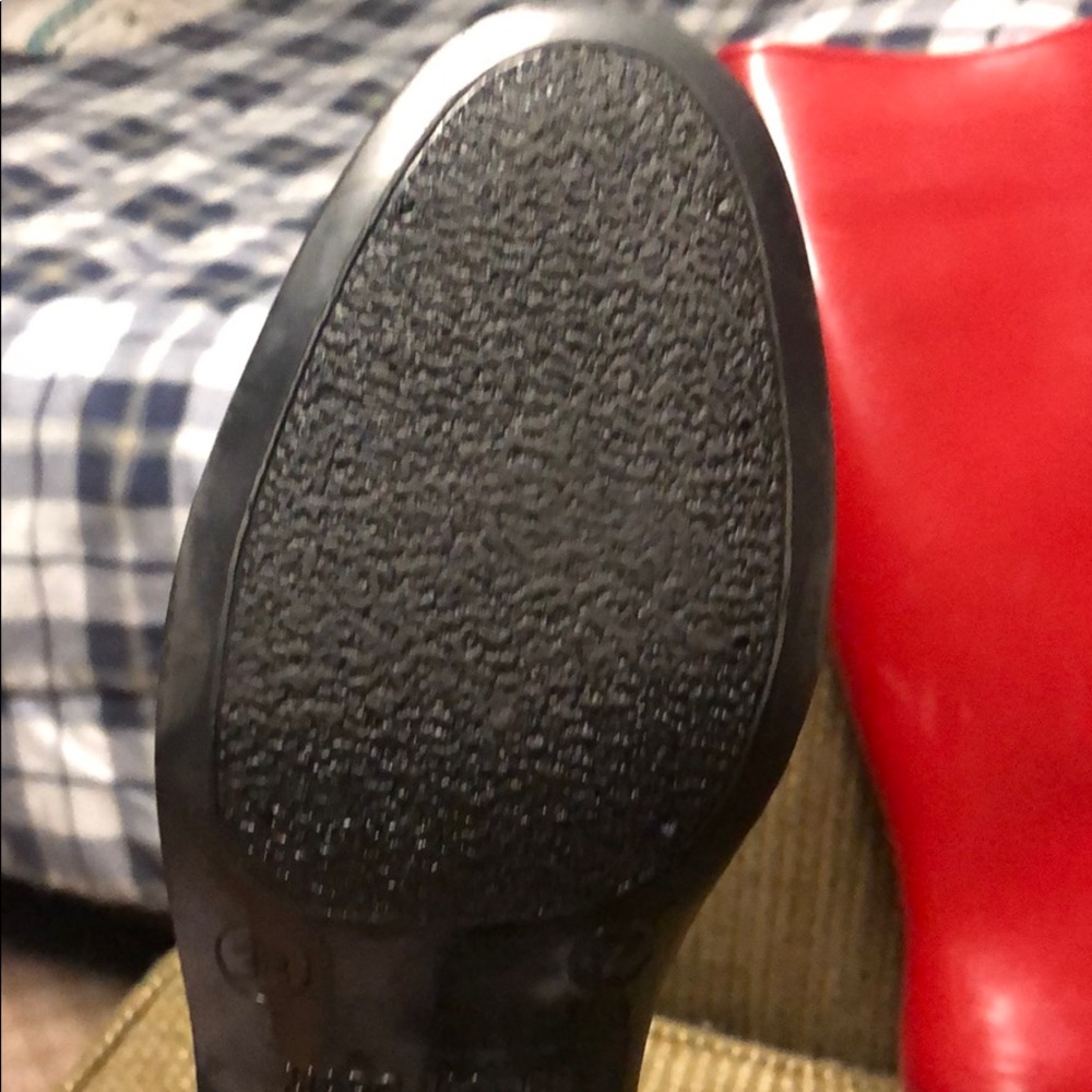 **Marc Jacobs Rainboots in Red** - Picture 6 of 8